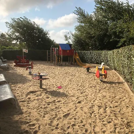 Les Dunes Du Golf First Line Sea View App Block B 1-3 아파트